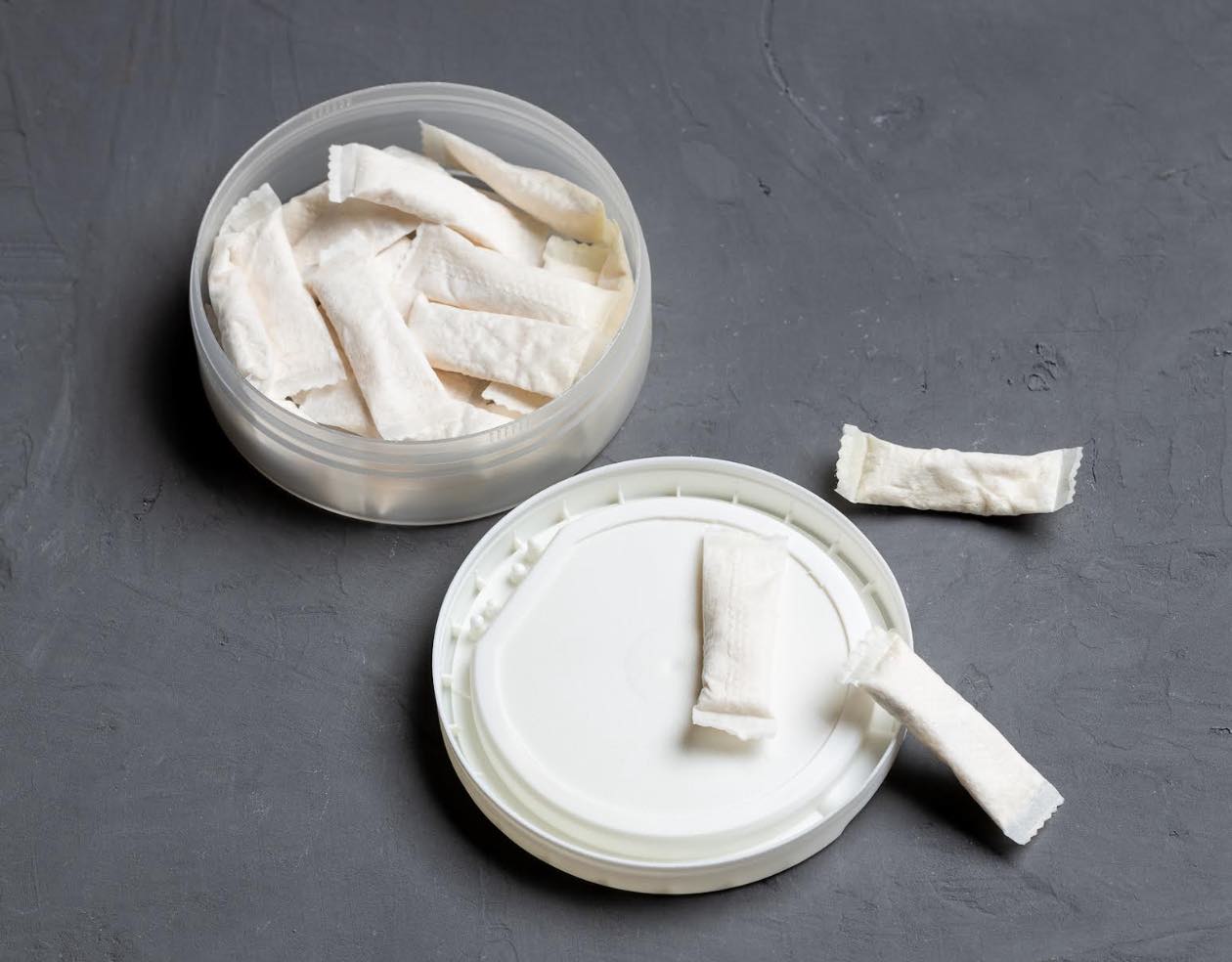 Las bolsas de nicotina oral reducen la exposicion a compuestos toxicos